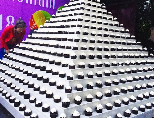 Пирамида "Сupcakes & Macaroons"