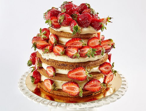 "Strawberry Skyscraper" торт